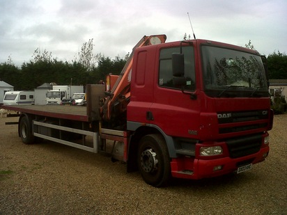 DAF CF65 4X2 FITED WITH 15TON CRANE